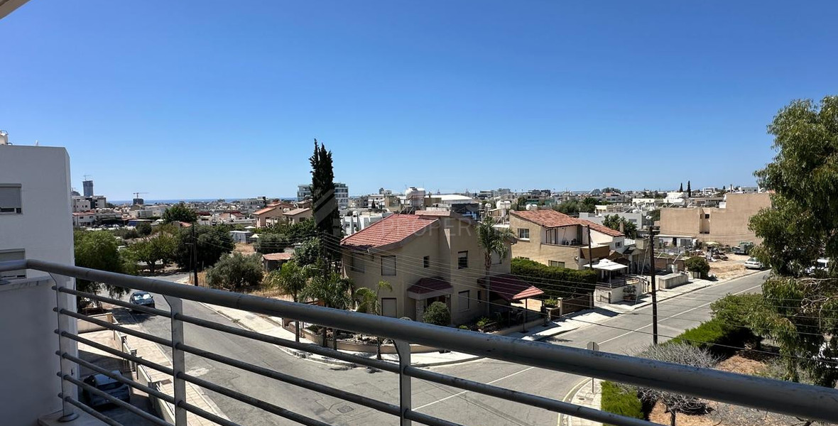 Modern Three-Bedroom Fully Furnished Apartment for Rent or Ren-to-Purchase| Kato Polemidia