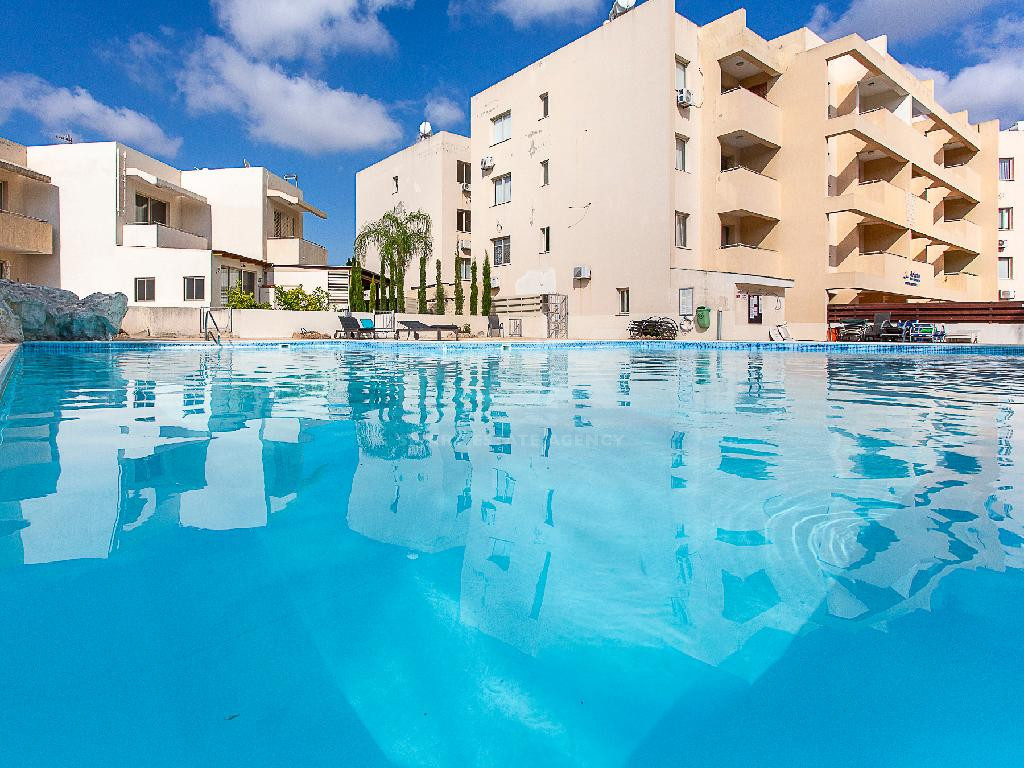 Two bedroom flat in Agios Theodoros , in Paphos for sale