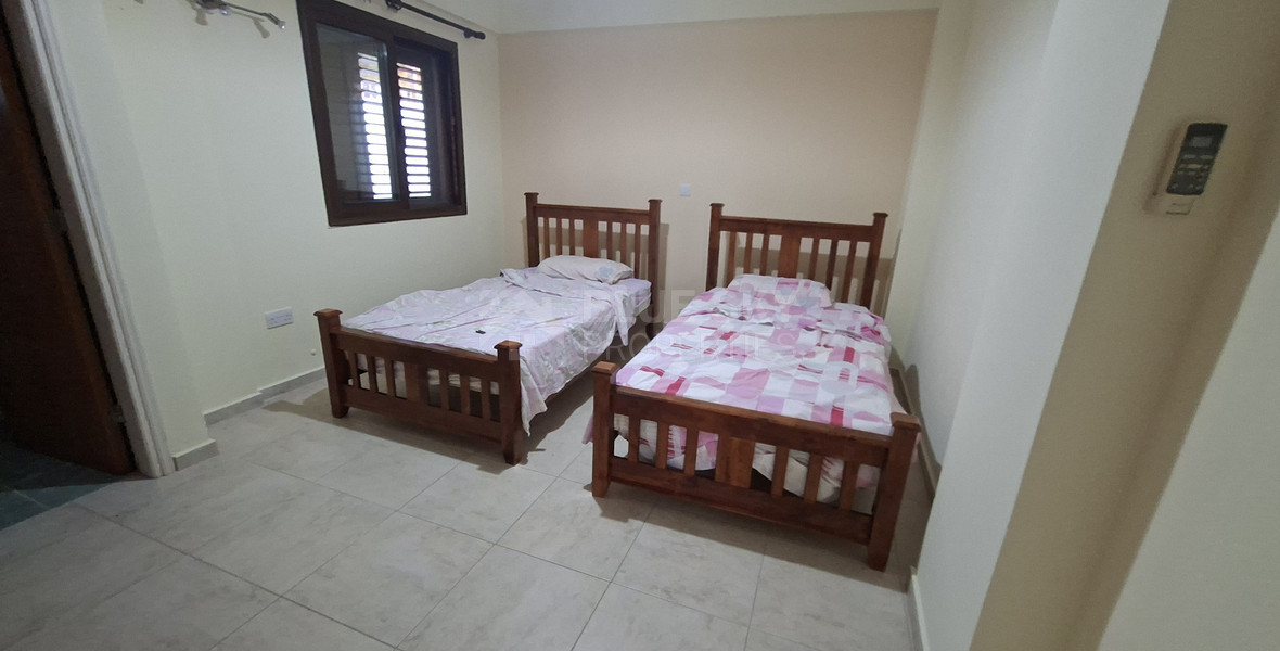 FOUR BEDROOM BUNGALOW HOUSE FOR RENT
