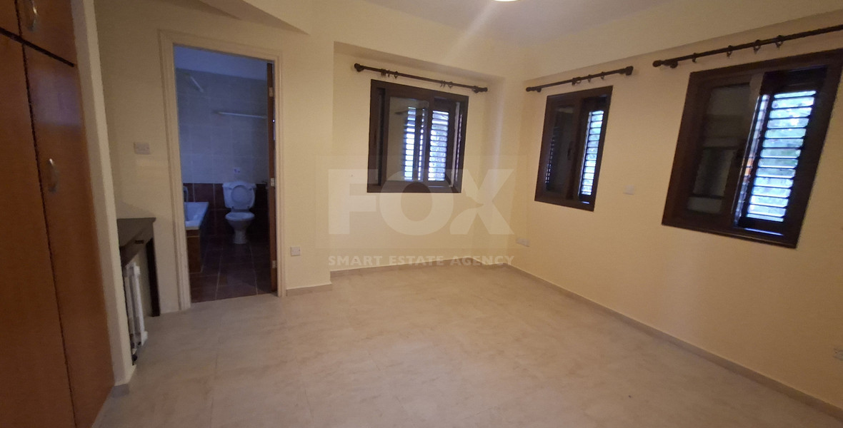 FOUR BEDROOM BUNGALOW HOUSE FOR RENT