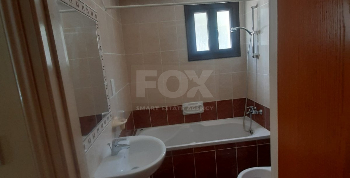 FOUR BEDROOM BUNGALOW HOUSE FOR RENT