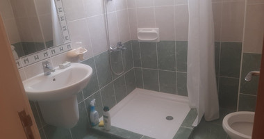 FOUR BEDROOM BUNGALOW HOUSE FOR RENT