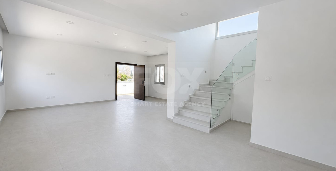 Brand-New Three -Bedroom Detached Villa for Long-Term Rent in Trachoni