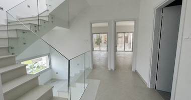 Brand-New Three -Bedroom Detached Villa for Long-Term Rent in Trachoni