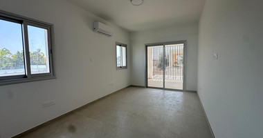 Brand-New Three -Bedroom Detached Villa for Long-Term Rent in Trachoni