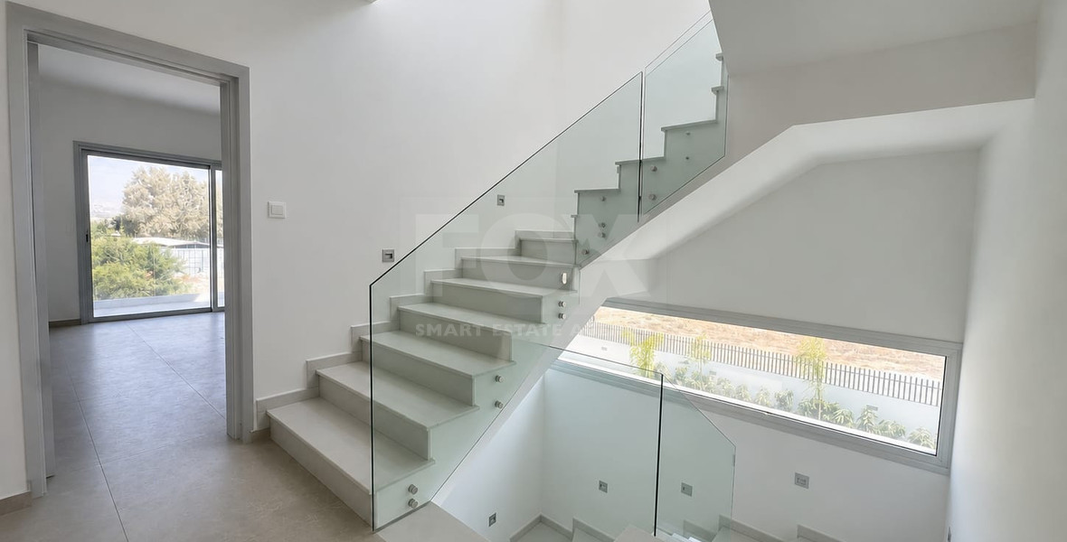 Brand-New Three -Bedroom Detached Villa for Long-Term Rent in Trachoni