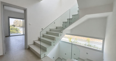 Brand-New Three -Bedroom Detached Villa for Long-Term Rent in Trachoni