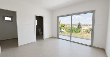Brand-New Three -Bedroom Detached Villa for Long-Term Rent in Trachoni