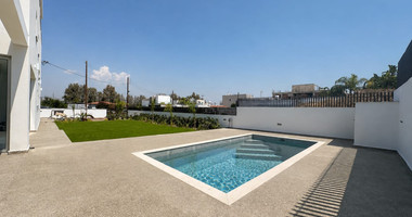 Brand-New Three -Bedroom Detached Villa for Long-Term Rent in Trachoni