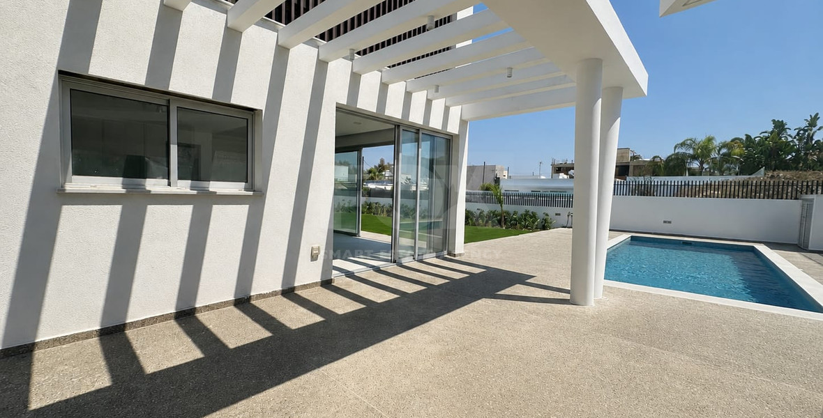 Brand-New Three -Bedroom Detached Villa for Long-Term Rent in Trachoni