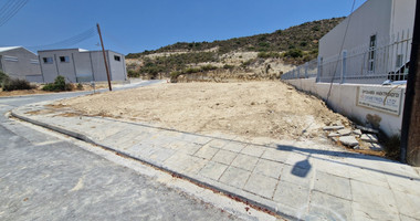 Prime 746 m² Industrial Plot for Rent in  Palodia