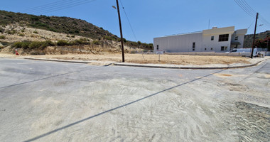 Prime 746 m² Industrial Plot for Rent in  Palodia