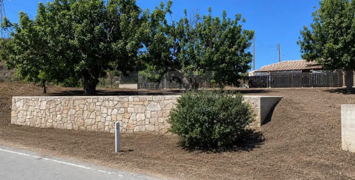 Residential Building Plot for Sale in Pissouri