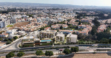 One bedroom outstanding apartment on the first floor of a luxury Complex in Universal area of  Paphos, for sale.