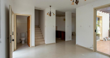 Two-Bedroom Detached House with Private Yard in Peyia, Paphos for sale