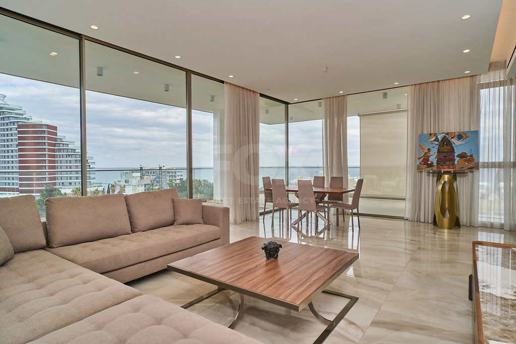 Exceptional Luxury 3 Bedroom Penthouse For Rent in Limassol