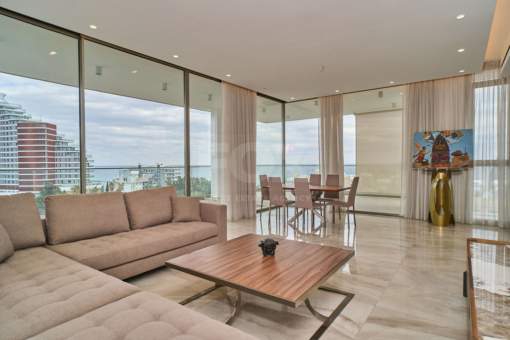 Exceptional Luxury 3 Bedroom Penthouse For Rent in Limassol