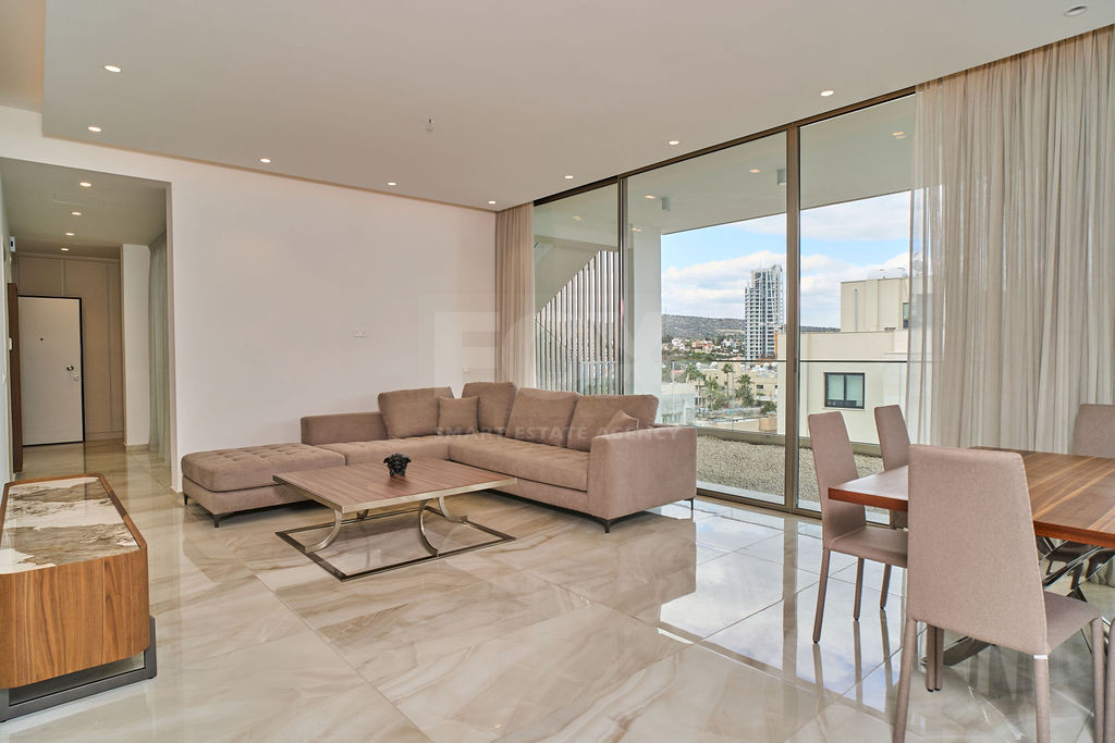 Exceptional Luxury 3 Bedroom Penthouse For Rent in Limassol