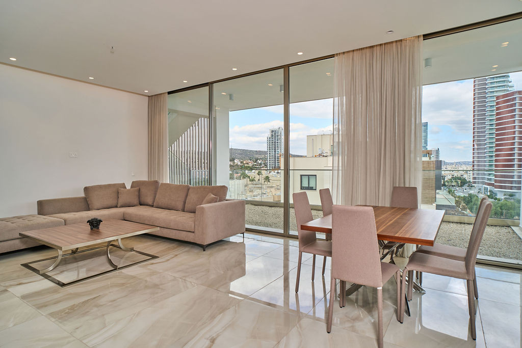 Wohnung 3 Schlafzimmer 240 m² in Germasogeia, Zypern