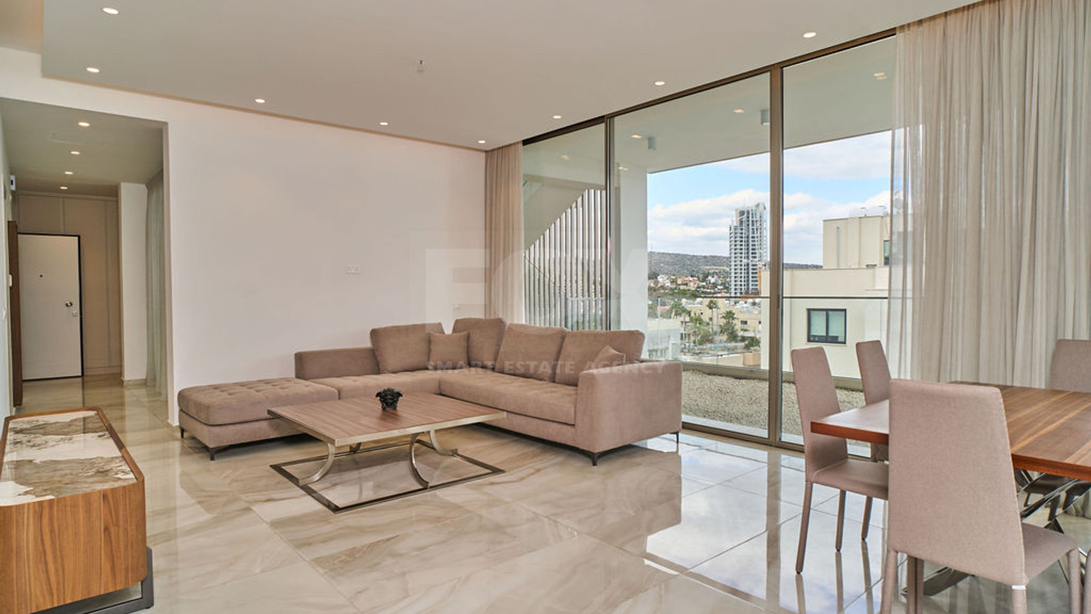 Exceptional Luxury 3 Bedroom Penthouse For Rent in Limassol