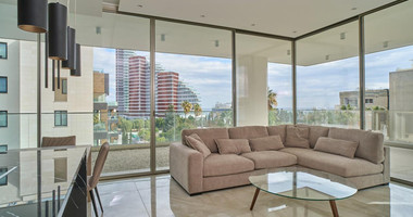 Exceptional Luxury 2 Bedroom Penthouse For Rent in Limassol