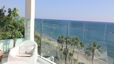 Luxury 2-Bedroom Beachfront Apartment with Panoramic Sea Views For Sale in Agios Tychonas – Limassol