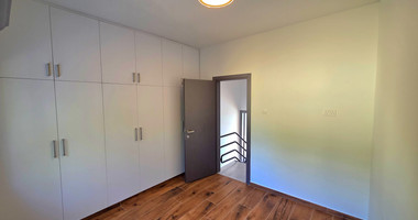 Charming Two-Bedroom unfurnished { optional furnished}  Maisonette With Two Verandes for Rent | Mesa Geitonia | Limassol