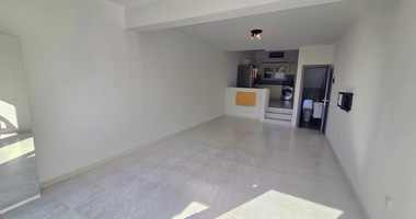 Charming Two-Bedroom unfurnished { optional furnished}  Maisonette With Two Verandes for Rent | Mesa Geitonia | Limassol