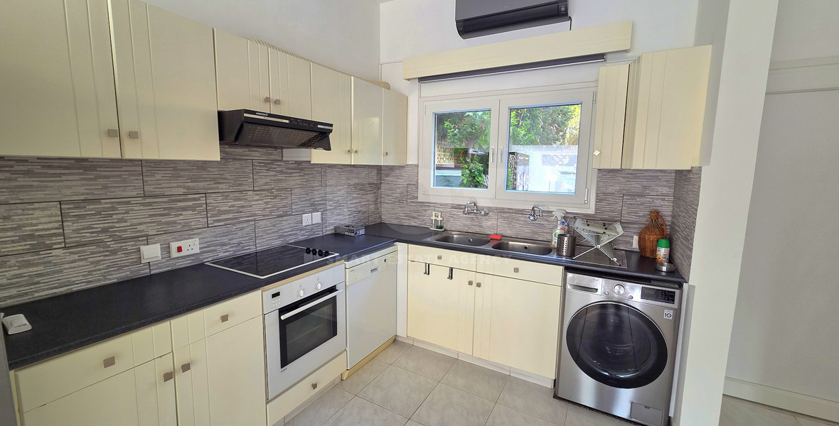 Charming Two-Bedroom unfurnished { optional furnished}  Maisonette With Two Verandes for Rent | Mesa Geitonia | Limassol