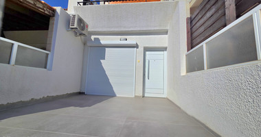 Charming Two-Bedroom unfurnished { optional furnished}  Maisonette With Two Verandes for Rent | Mesa Geitonia | Limassol