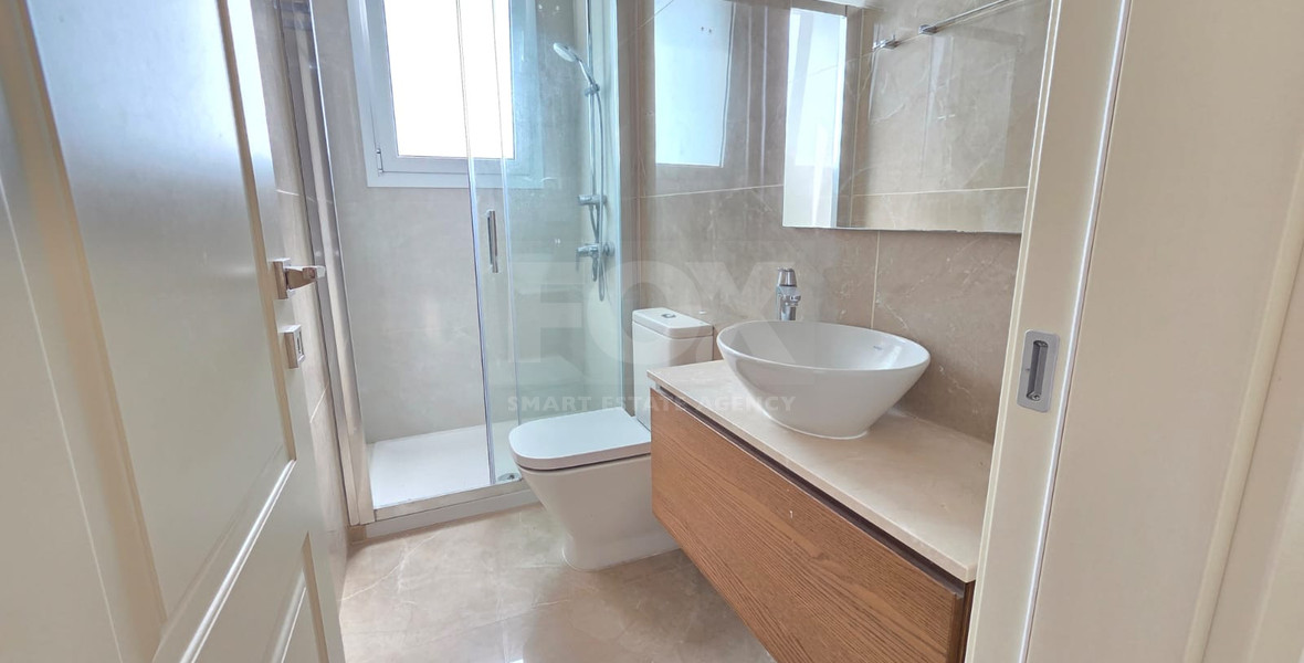 Two bedroom  furnished Top floor apartment in Kato Polemidia, Limassol