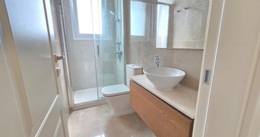 Two bedroom  furnished Top floor apartment in Kato Polemidia, Limassol