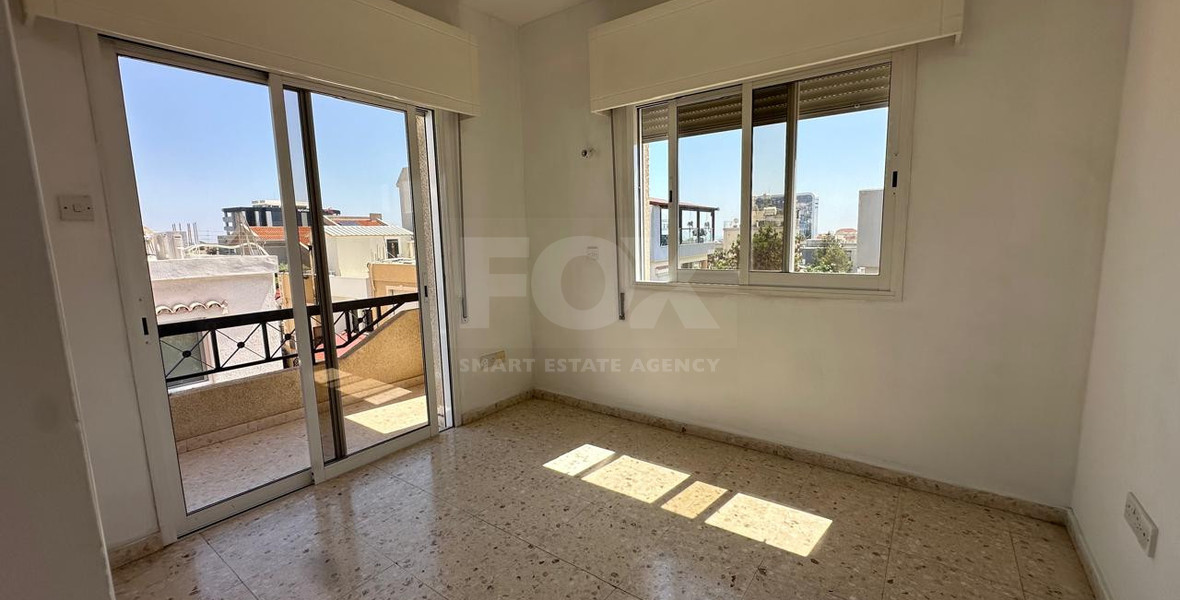 Three-Bedroom Apartment for Rent in Mesa Geitonia