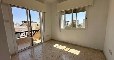 Three-Bedroom Apartment for Rent in Mesa Geitonia