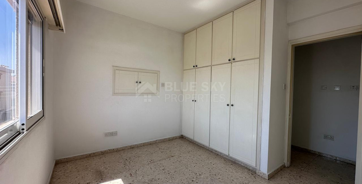 Three-Bedroom Apartment for Rent in Mesa Geitonia