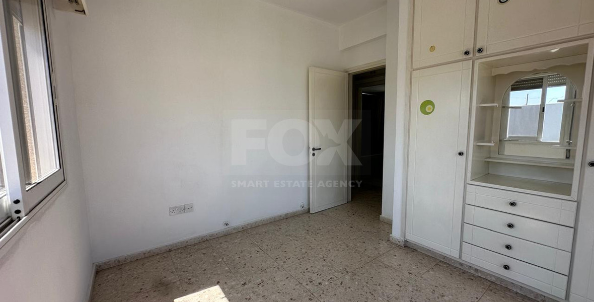 Three-Bedroom Apartment for Rent in Mesa Geitonia
