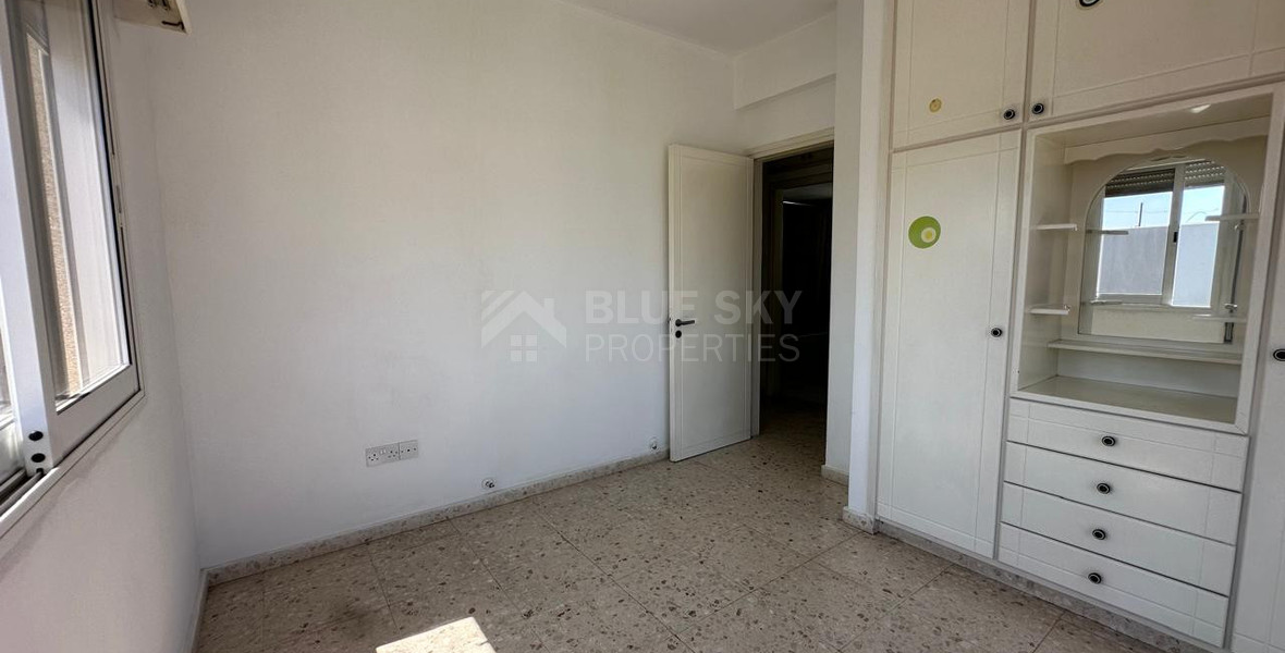 Three-Bedroom Apartment for Rent in Mesa Geitonia