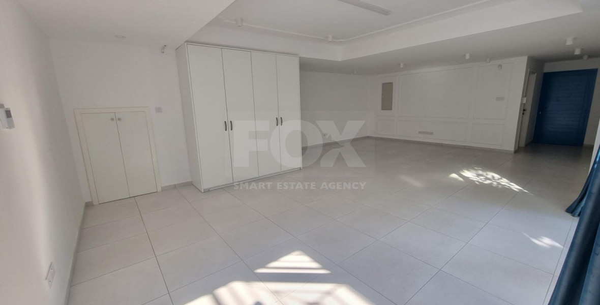 Luxury Four-Bedroom Semi-Detached Villa with Panoramic Sea Views, in Chloraka for sale