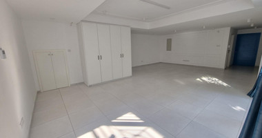 Luxury Four-Bedroom Semi-Detached Villa with Panoramic Sea Views, in Chloraka for sale