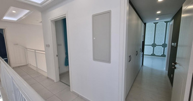 Luxury Four-Bedroom Semi-Detached Villa with Panoramic Sea Views, in Chloraka for sale