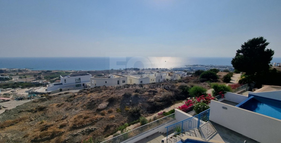 Luxury Four-Bedroom Semi-Detached Villa with Panoramic Sea Views, in Chloraka for sale