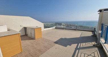 Luxury Four-Bedroom Semi-Detached Villa with Panoramic Sea Views, in Chloraka for sale
