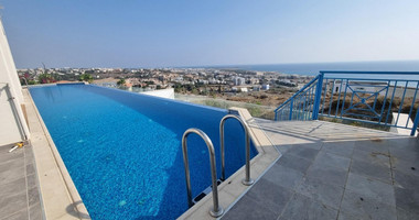 Luxury Four-Bedroom Semi-Detached Villa with Panoramic Sea Views, in Chloraka for sale