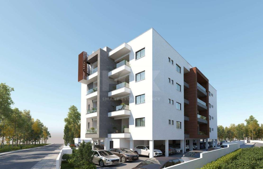 2-Bedroom Apartment with Private Roof Garden in Ypsonas
