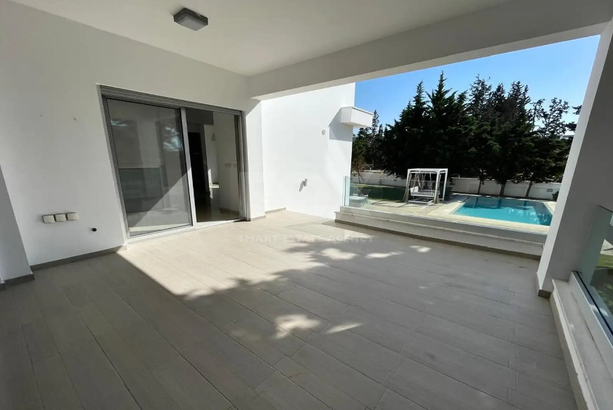 Luxury Five Bedroom Detached Villa with Private Pool for Rent in Germasogeia