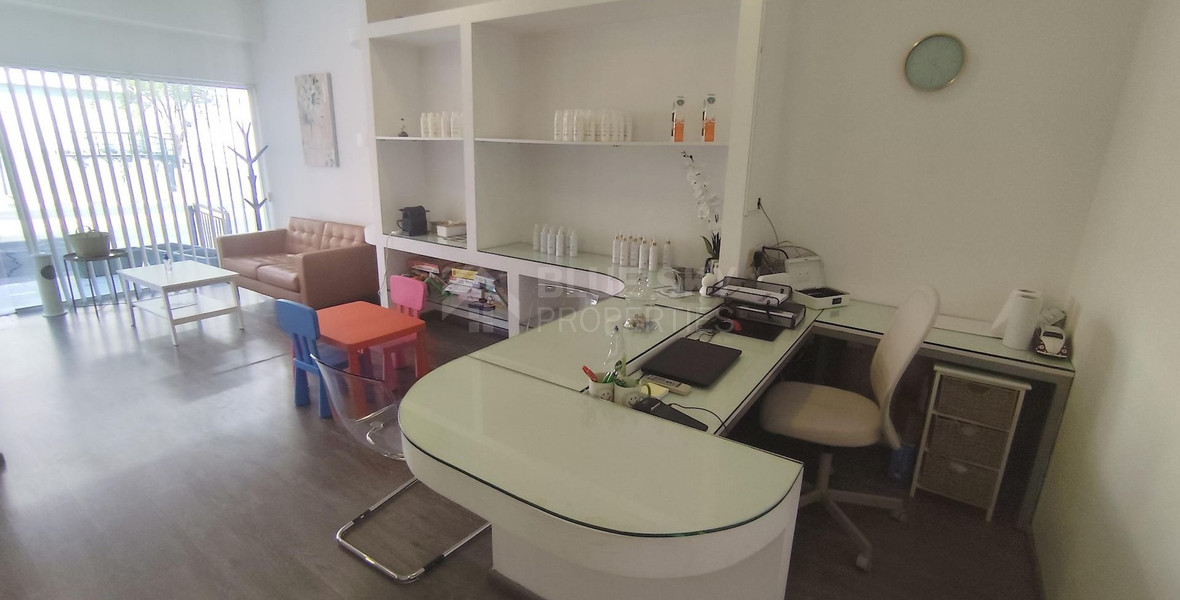 Commercial Shop / Office for Rent – Mesa Geitonia, Limassol