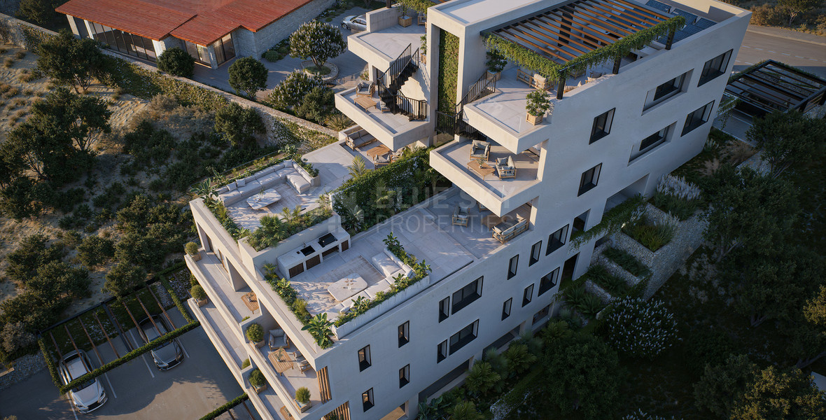 Two Bedroom Apartment on the fourth floor in Geroskipou Building , for sale