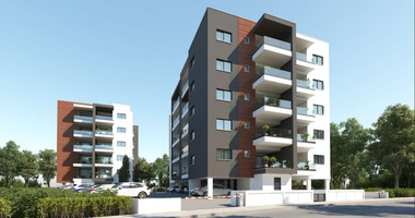 Spacious 2-Bedroom Apartment with Two Covered Verandas
