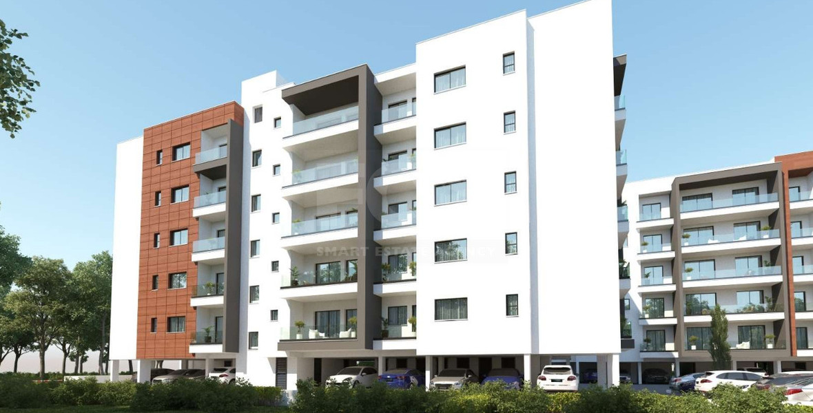 Spacious 2-Bedroom Apartment with Two Covered Verandas