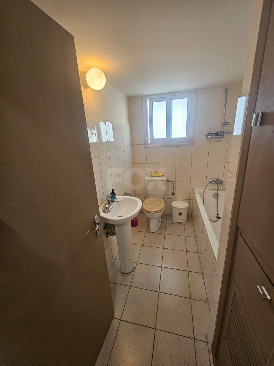 Furnished Corner Office with Large Veranda – Apostoloi Petrou & Pavlou, Limassol